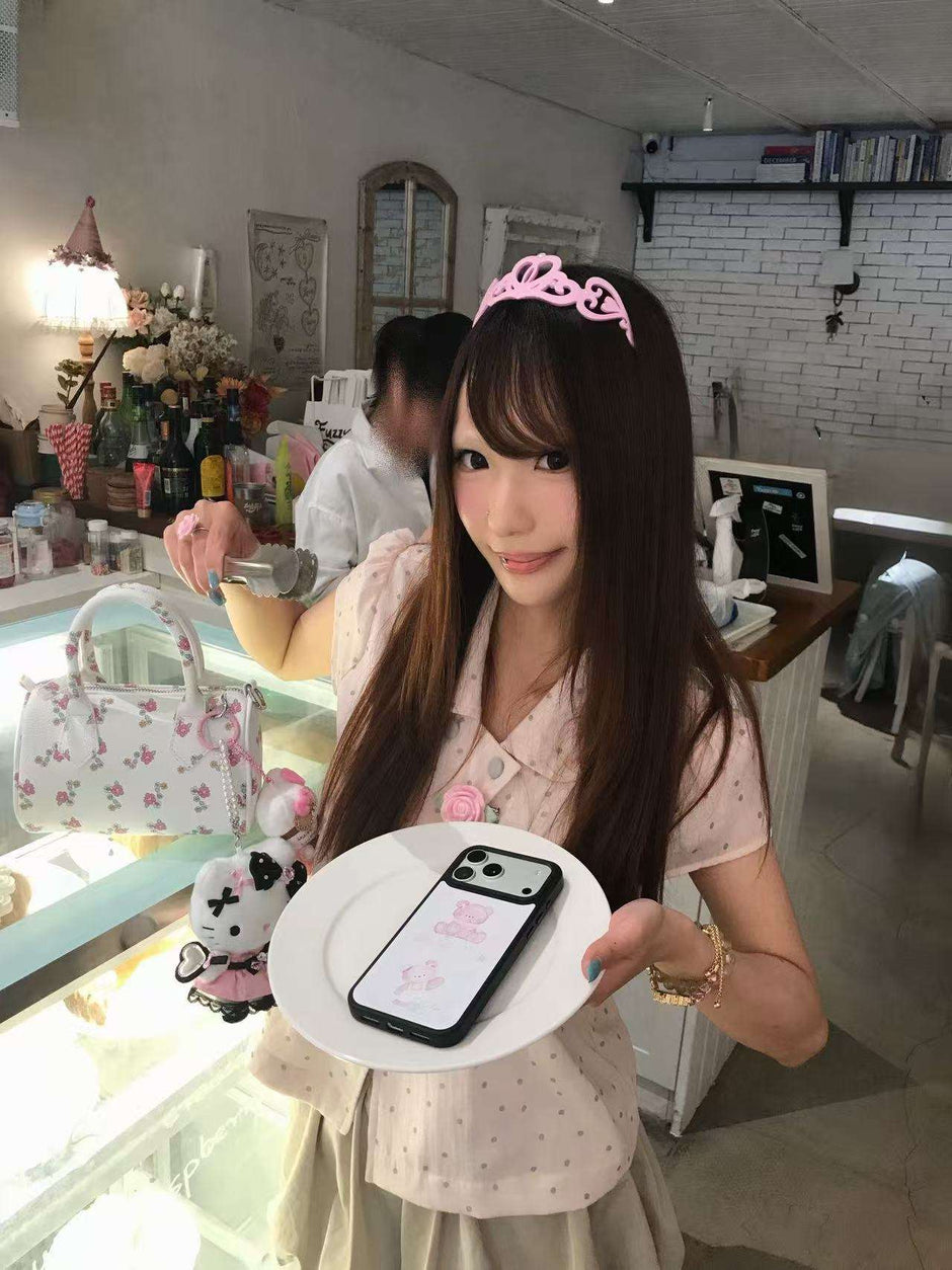 CASEMYARTS & Alice Cook MagSafe iPhone Case