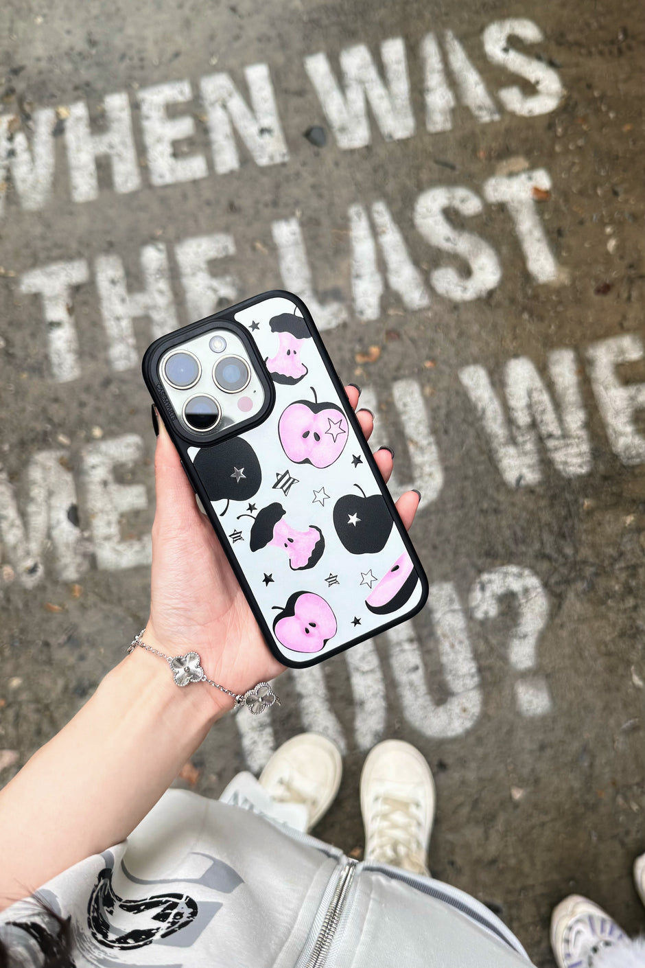 CASEMYARTS  Star Apple Series MagSafe iPhone Case